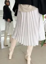 ⁦חצאית פליסה לבן⁩ – תמונה ⁦2⁩
