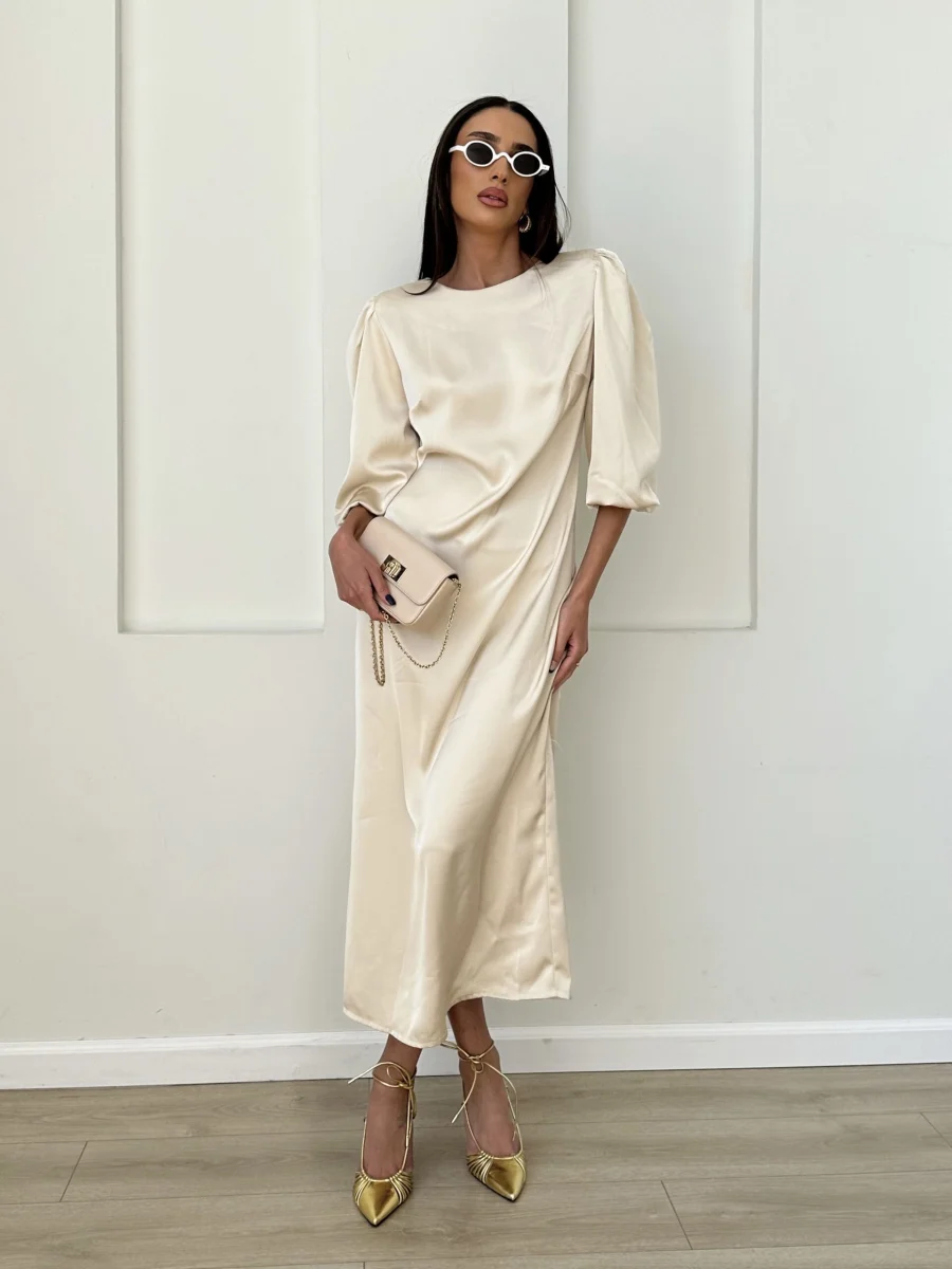 IMG_5903 שמלת מאנרה קרם – תמונה 1