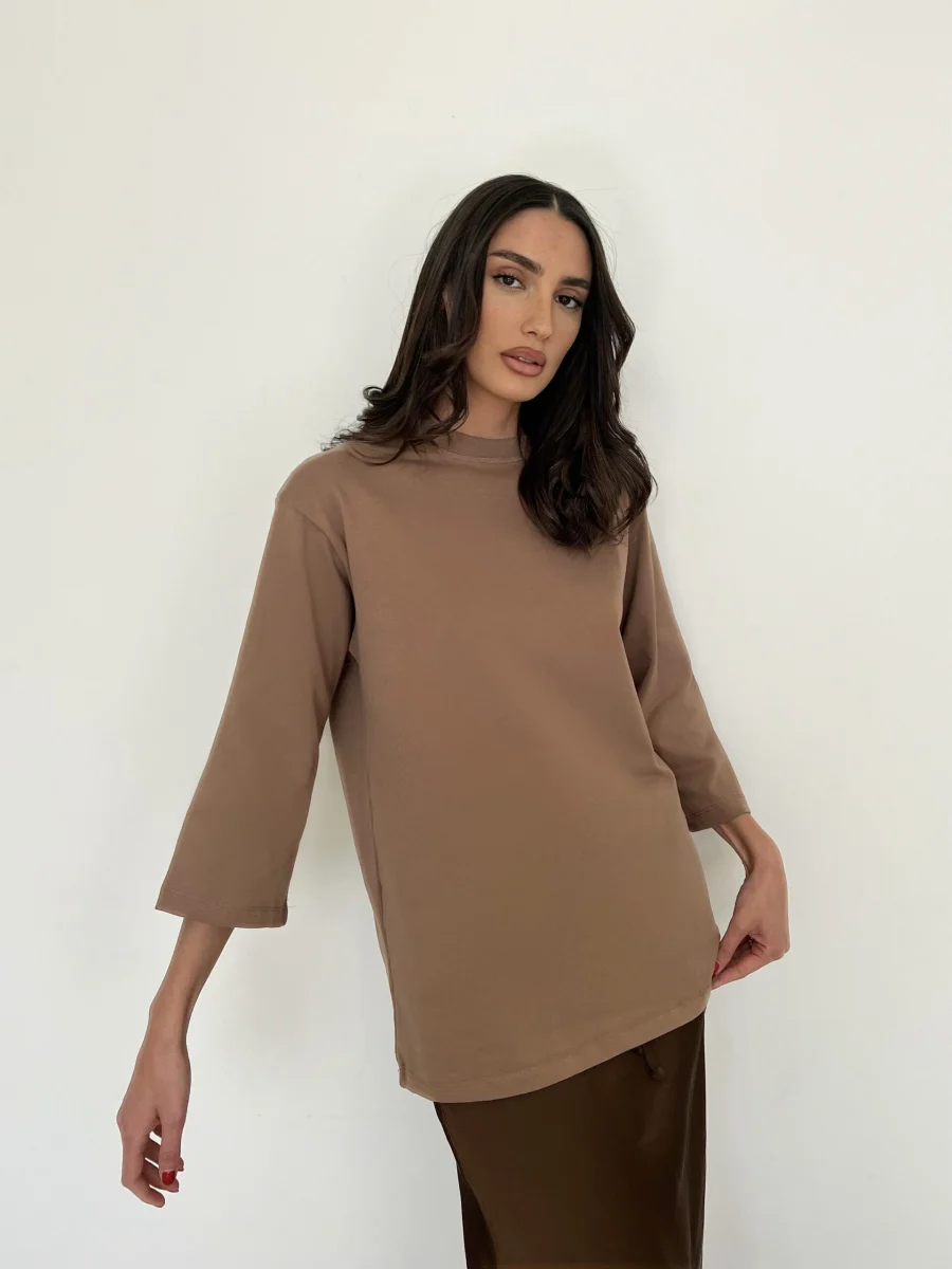 Facetune_08-11-2023-00-06-08 טי שרט סול חום – תמונה 1