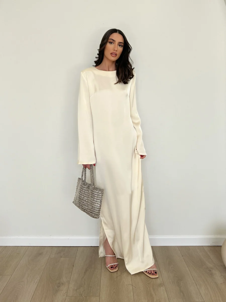 IMG_1279 שמלת מילאן שמנת בהיר – תמונה 1