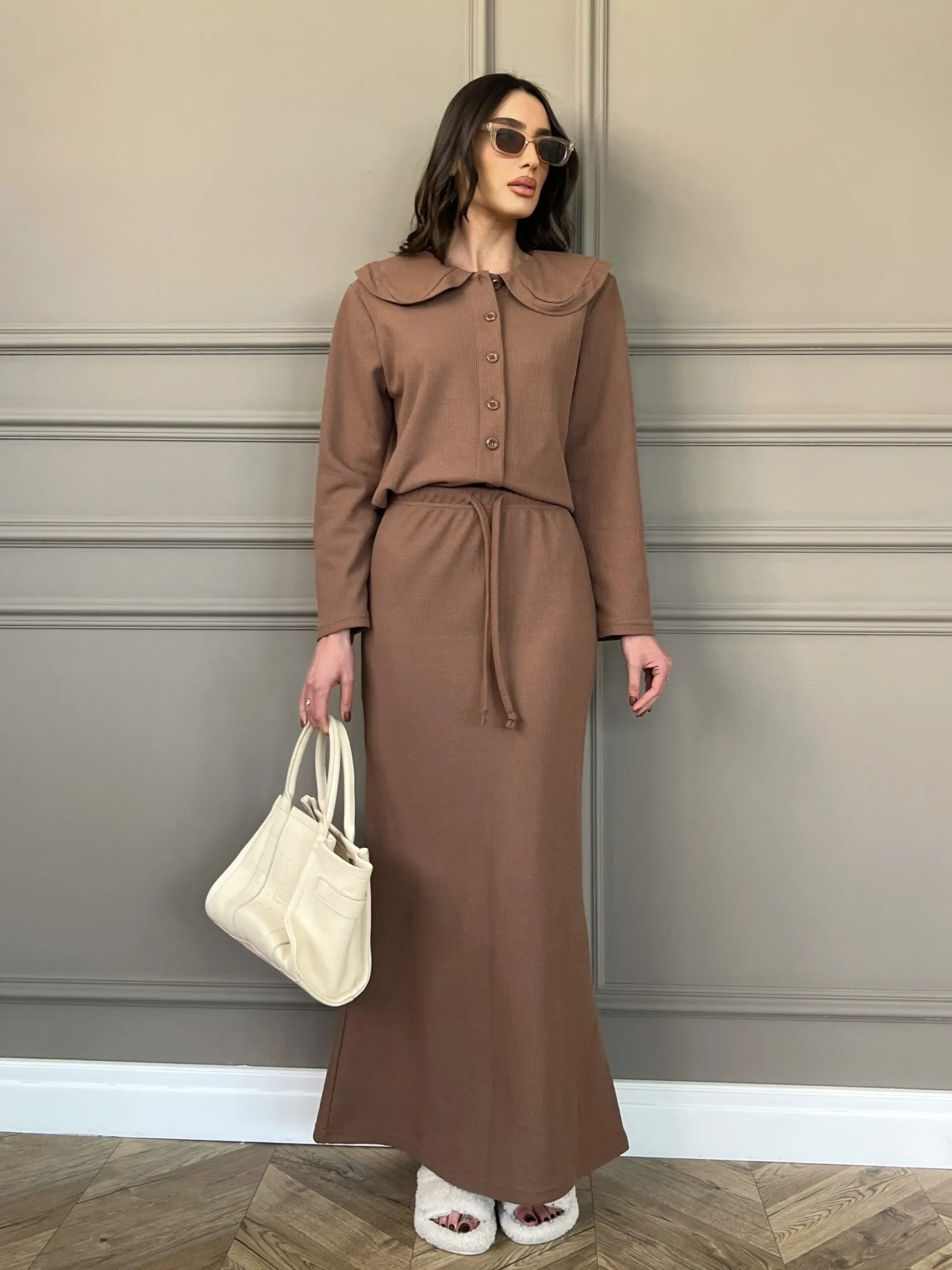 IMG_0566 Hugo Suit - Earth Brown - Image 1