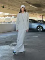 ⁦חליפת דני אפור בהיר⁩ – תמונה ⁦2⁩
