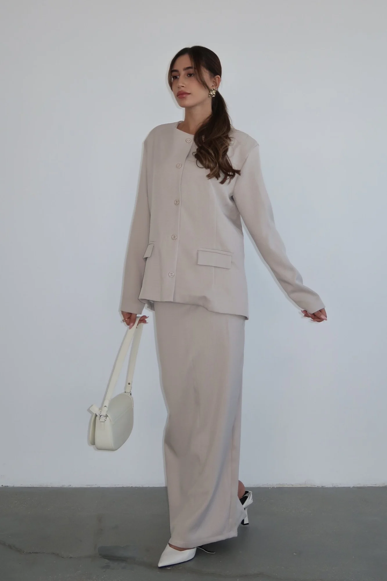 IMG_9270 Hader Suit - Cream - Image 1