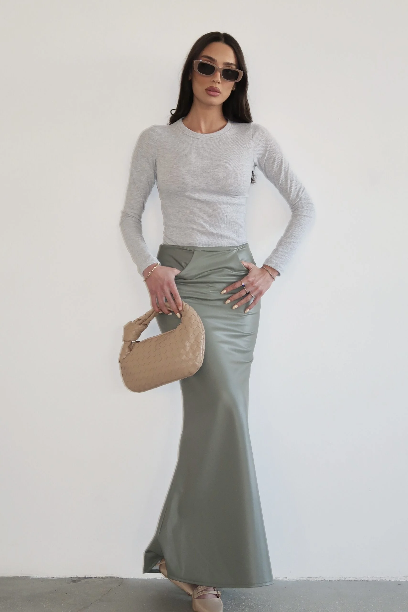IMG_3770 חצאית ליב ירוק – תמונה 1