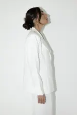 ⁦חליפת דורון לבן⁩ – תמונה ⁦2⁩