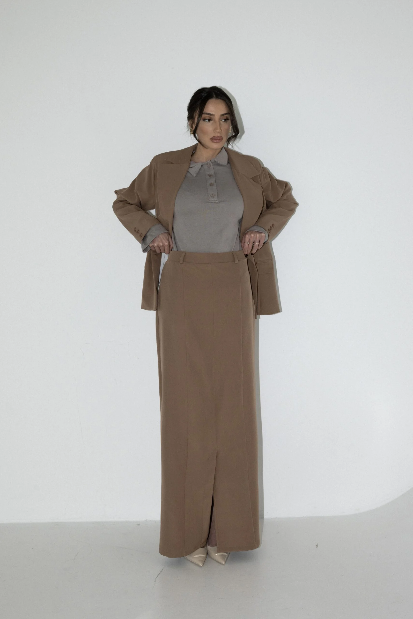IMG_5350 Doron Suit - Brown - Image 1