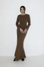 ⁦שמלת רנה חום⁩ – תמונה ⁦3⁩