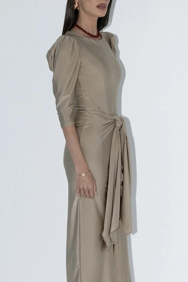 בגד ים קשירה בז