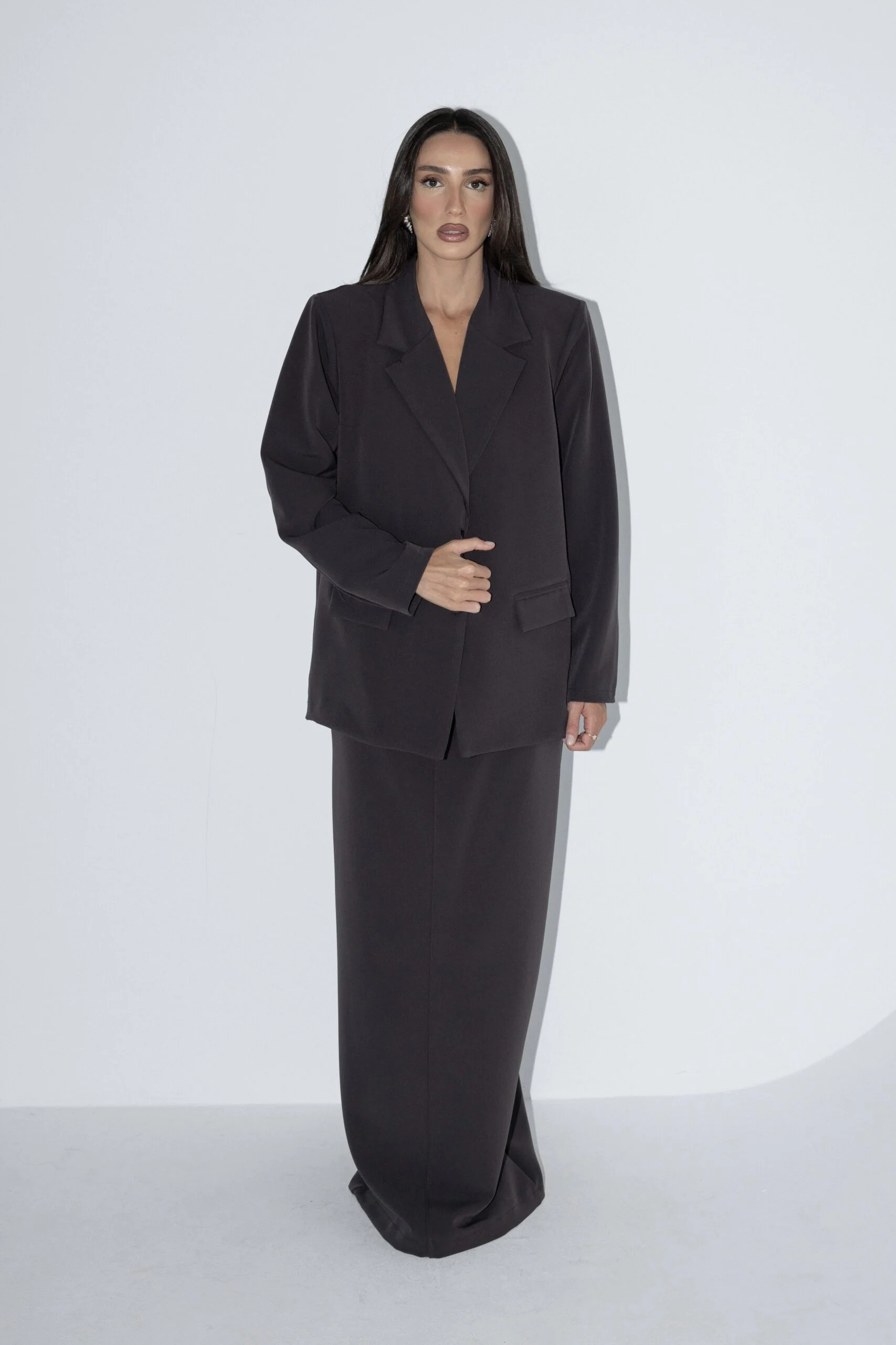 חליפת טיגו אפור בטון_1 Tigo Suit - Concrete Gray - Image 1