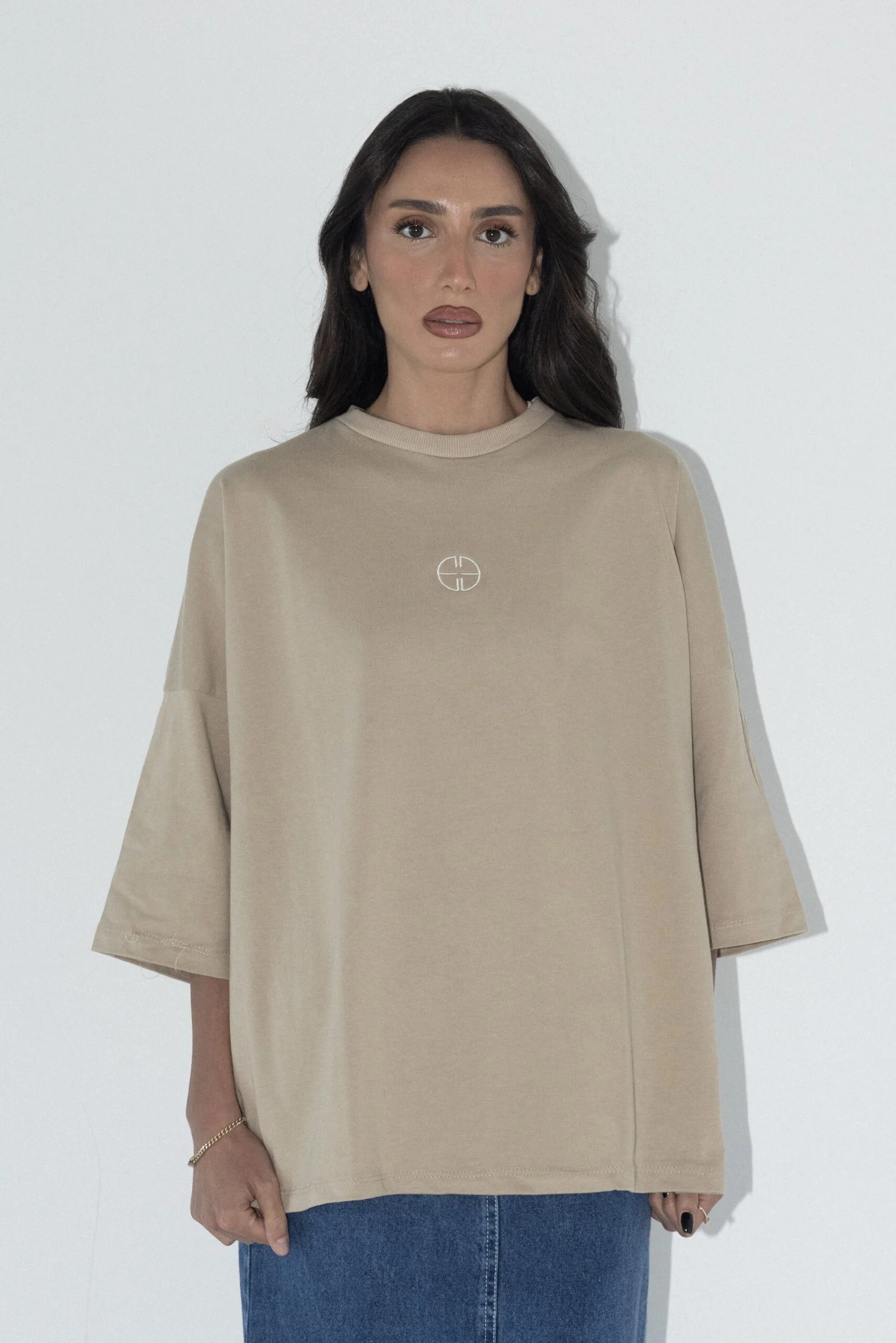 טי שרט לוגו בז_2 Logo T-Shirt - Beige - Image 1