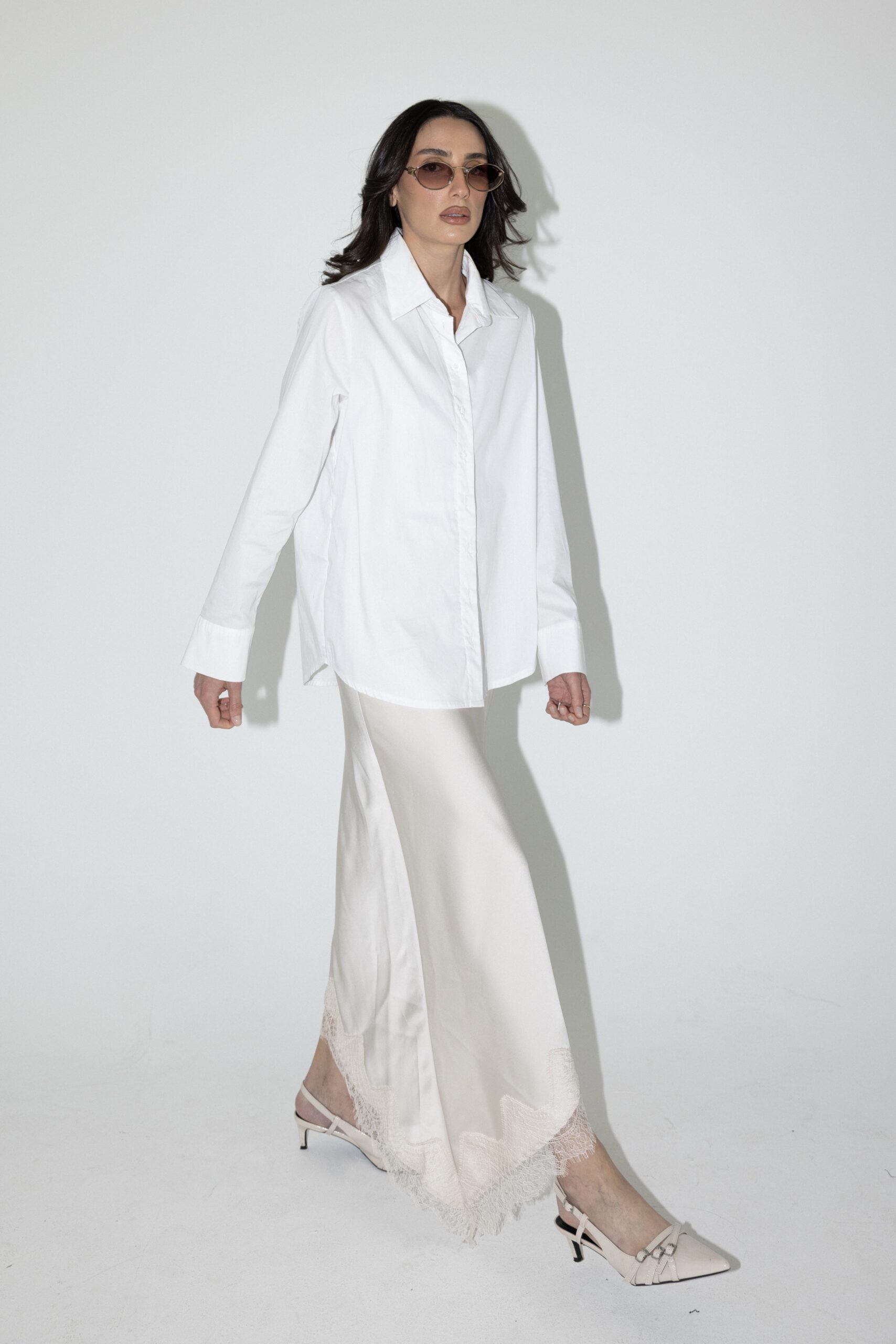 חצאית תחרה קרם_4